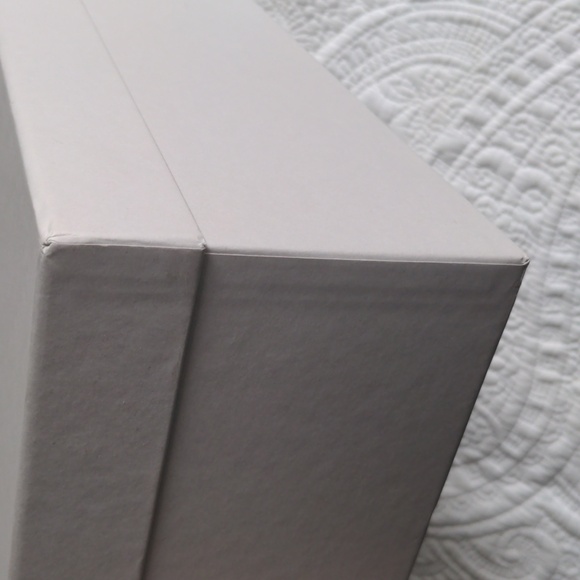 Brunello Cucinelli Box - Picture 10 of 12